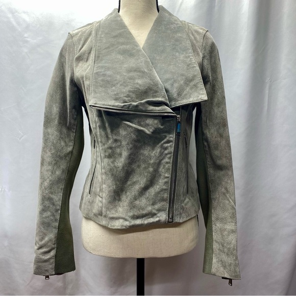 BCBGeneration Women's Gray Suede Jacket Small Pockets Sleeve Zippers - Picture 4 of 16